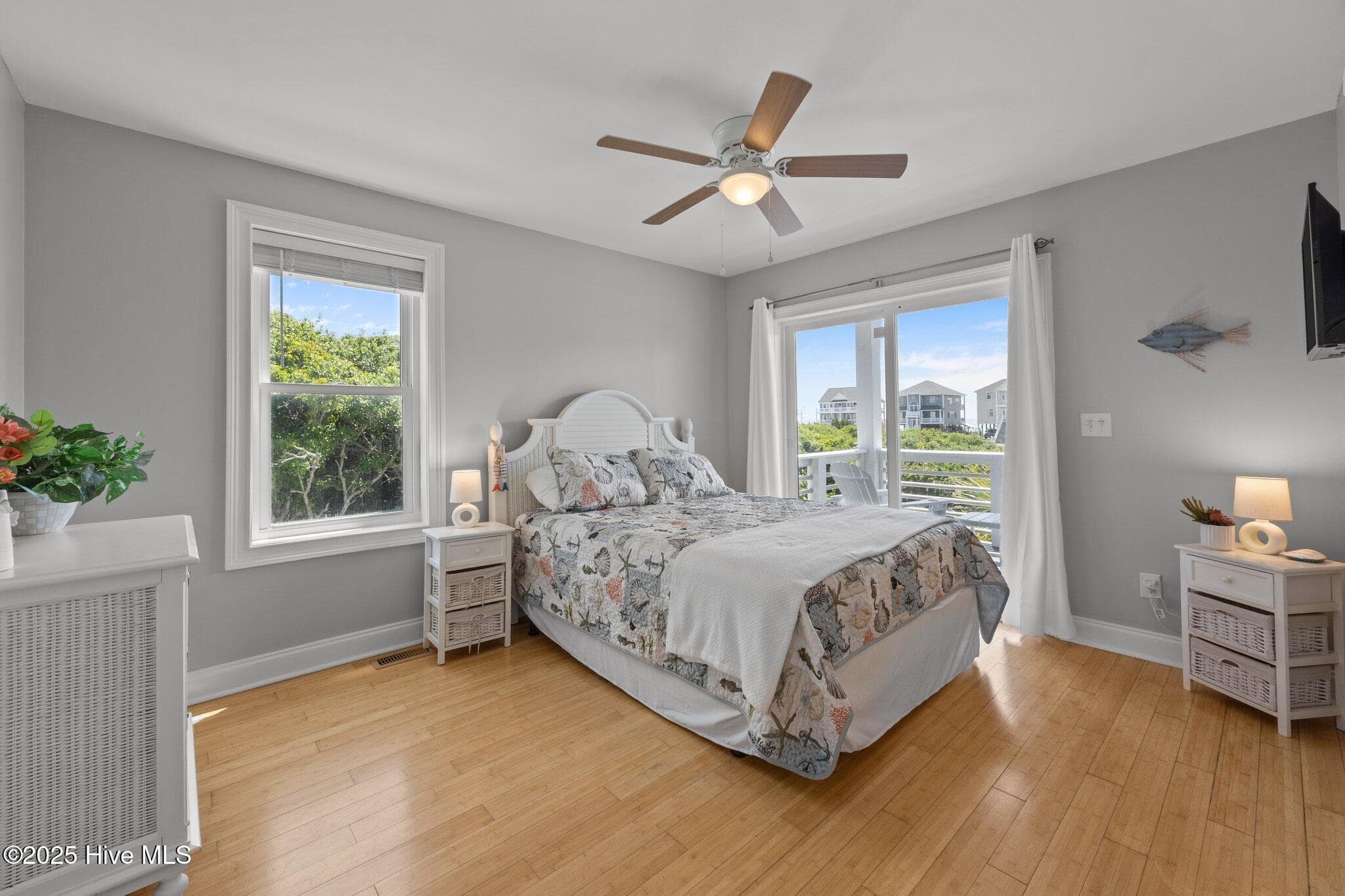 Single Family Residence at 6 Bottlenose Boulevard, North Topsail Beach, NC 28460, photo 18 of 51