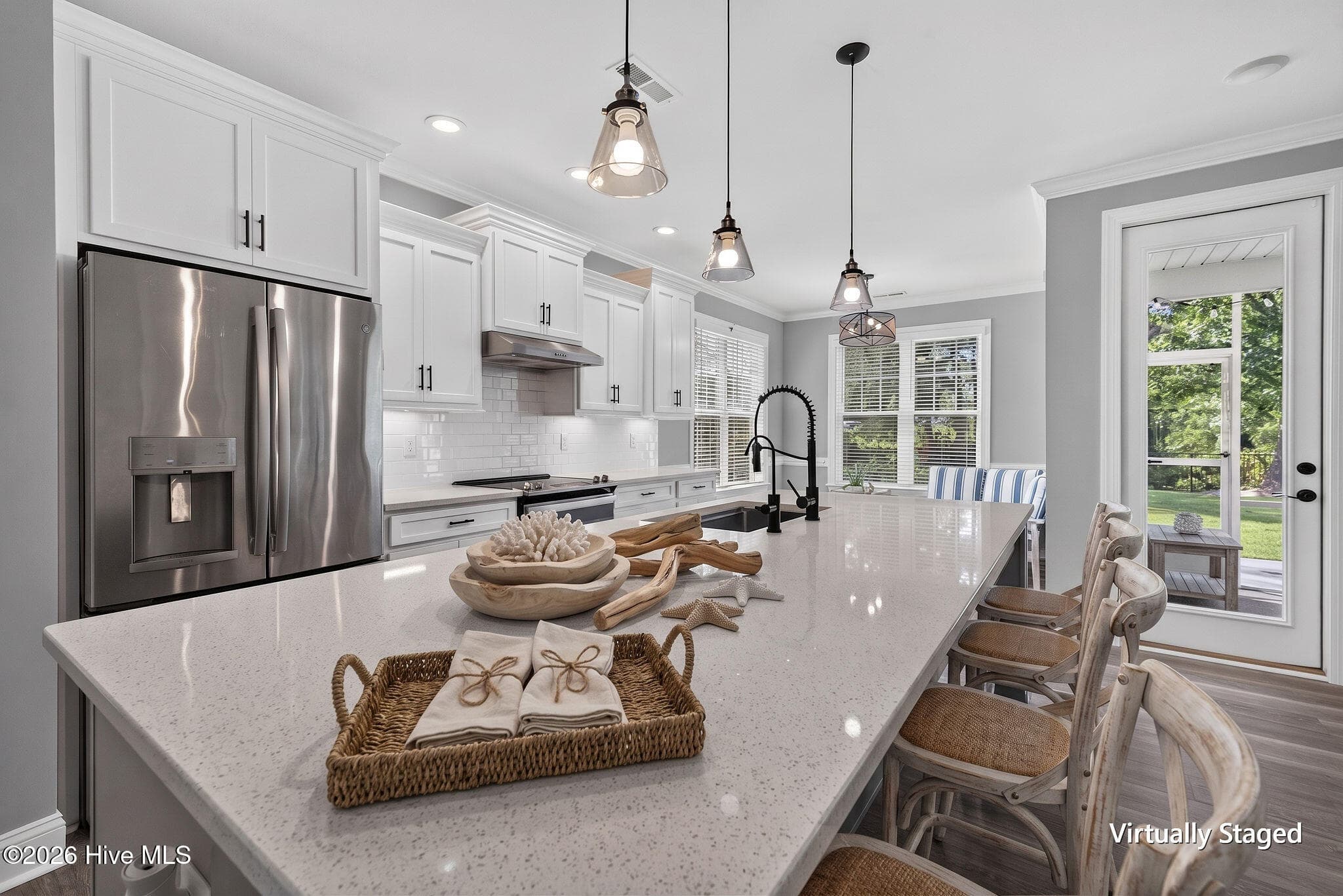 Single Family Residence at 646 Crown Pointe Drive, Hampstead, NC 28443, photo 11 of 44