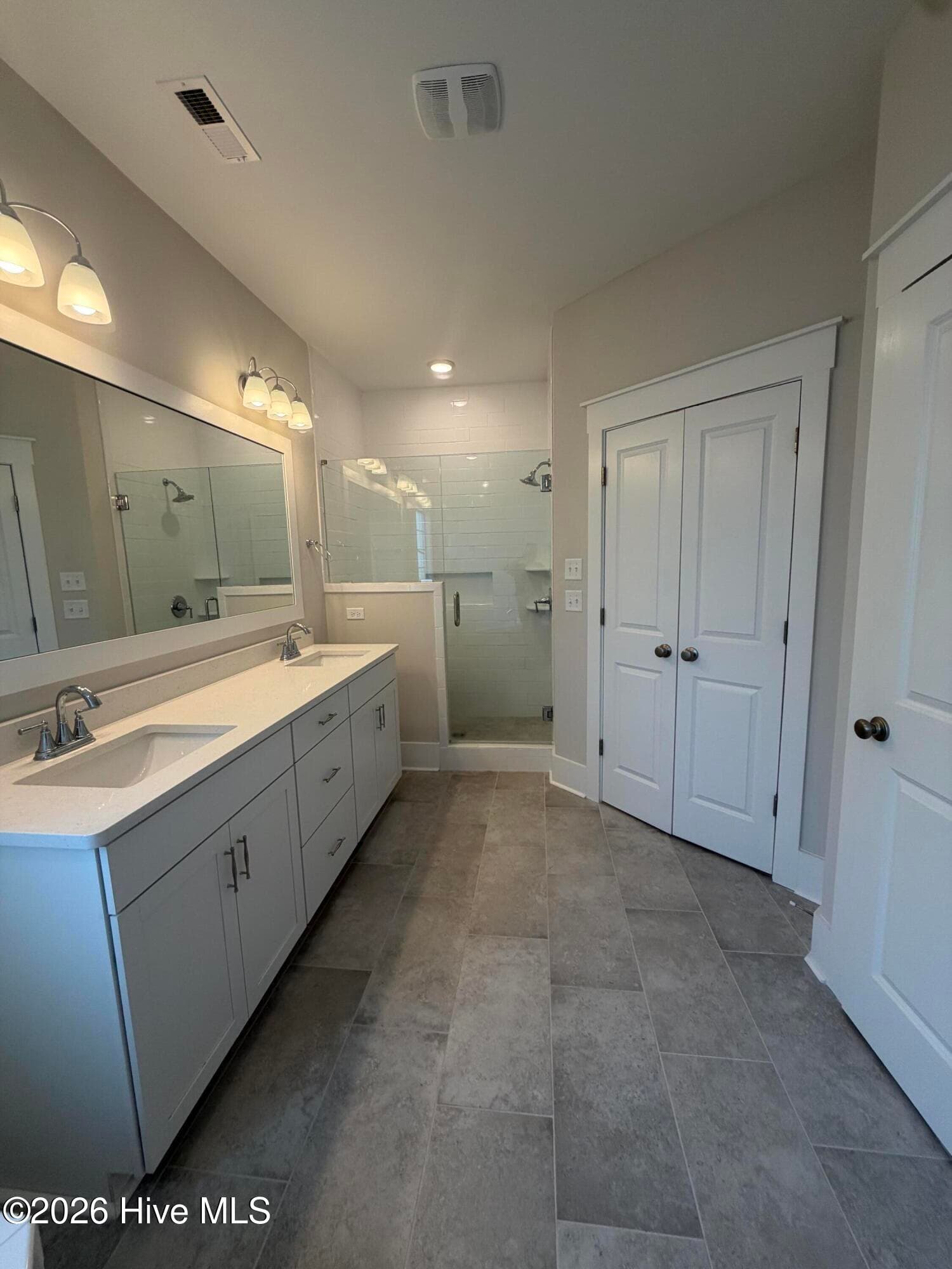 Single Family Residence at 2528 Lakeside Circle, Wilmington, NC 28401, photo 52 of 80