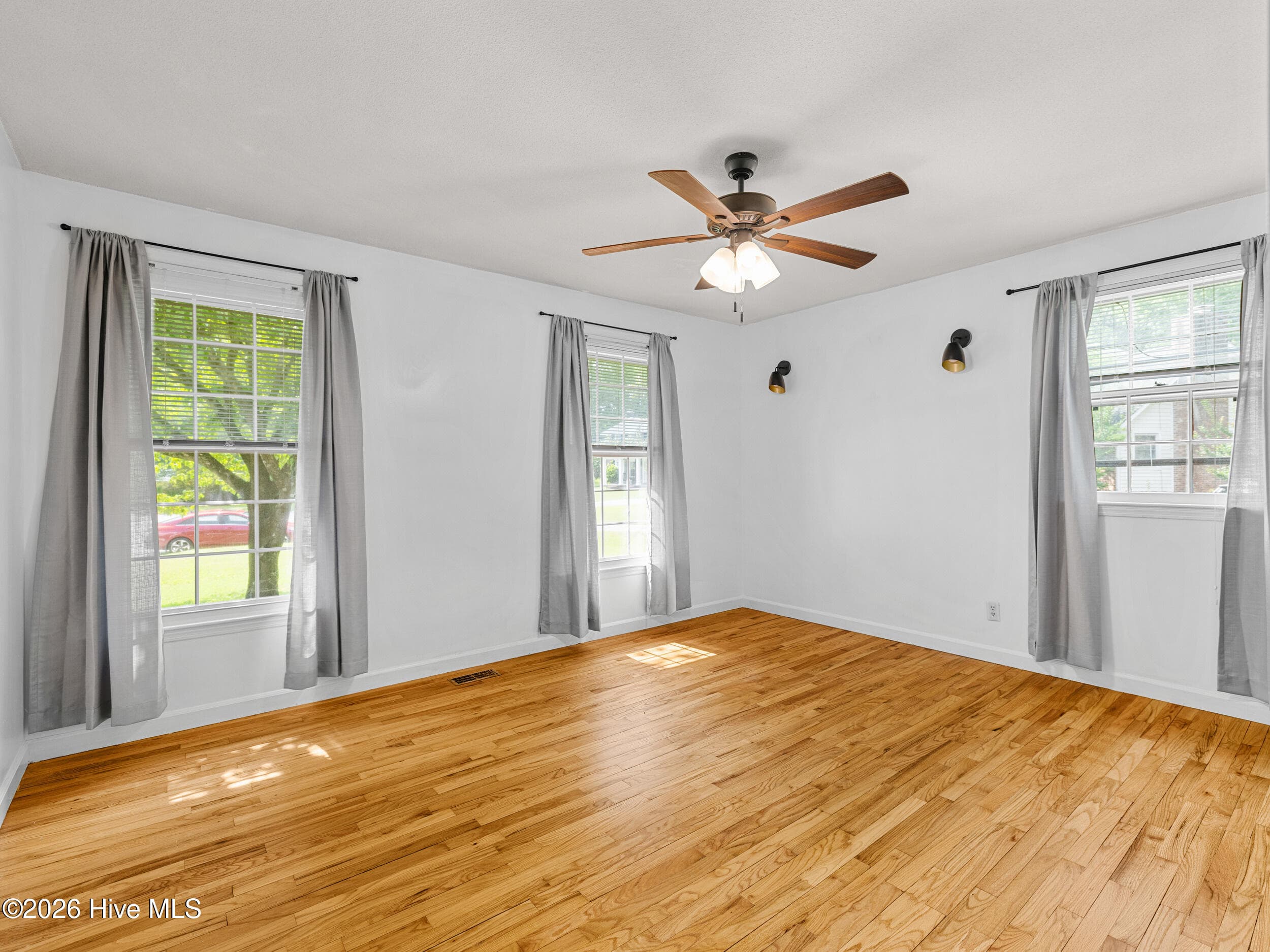 Single Family Residence at 1408 Cando Place, Jacksonville, NC 28540, photo 31 of 41