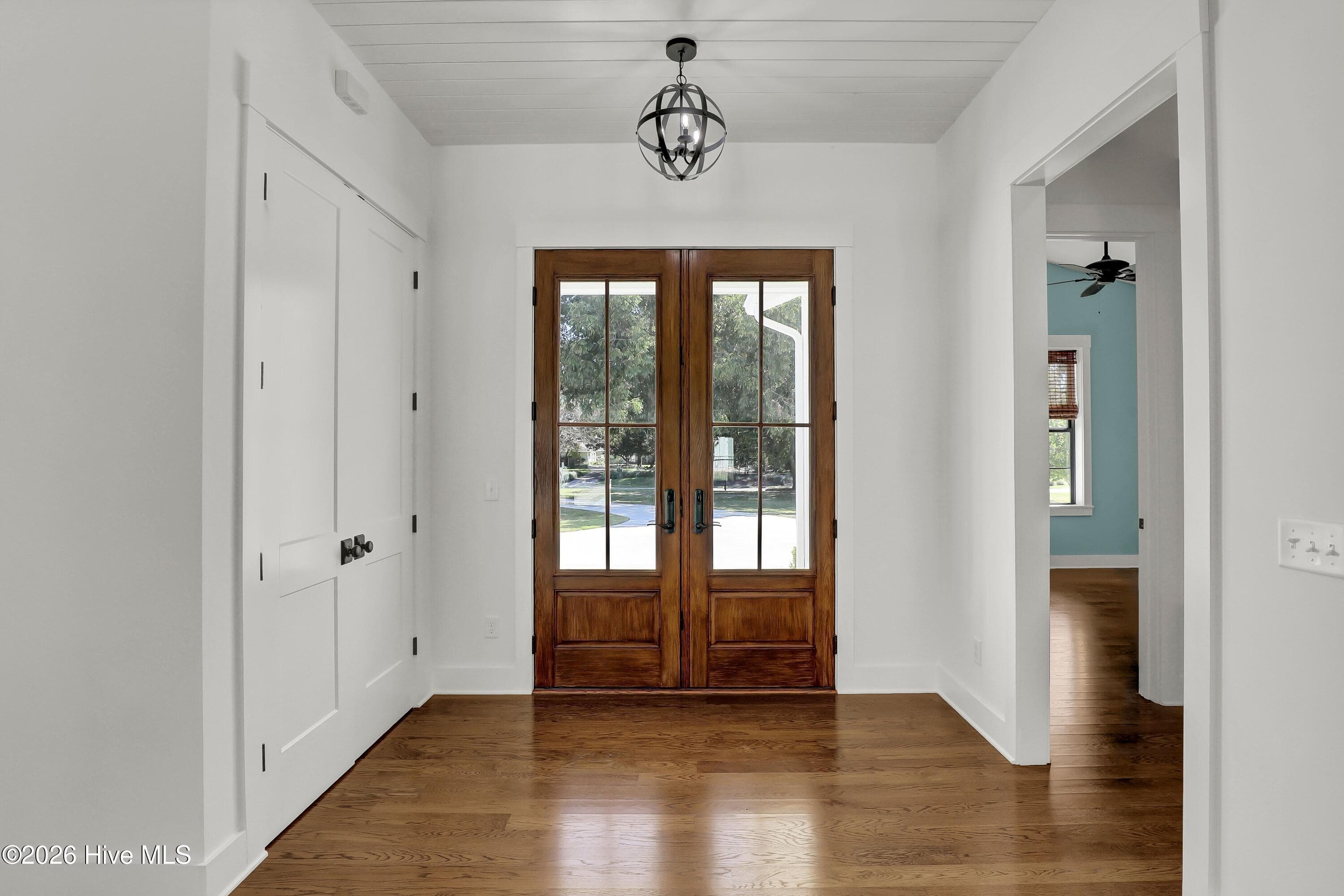 Single Family Residence at 351 Olde Point Loop, Hampstead, NC 28443, photo 18 of 81