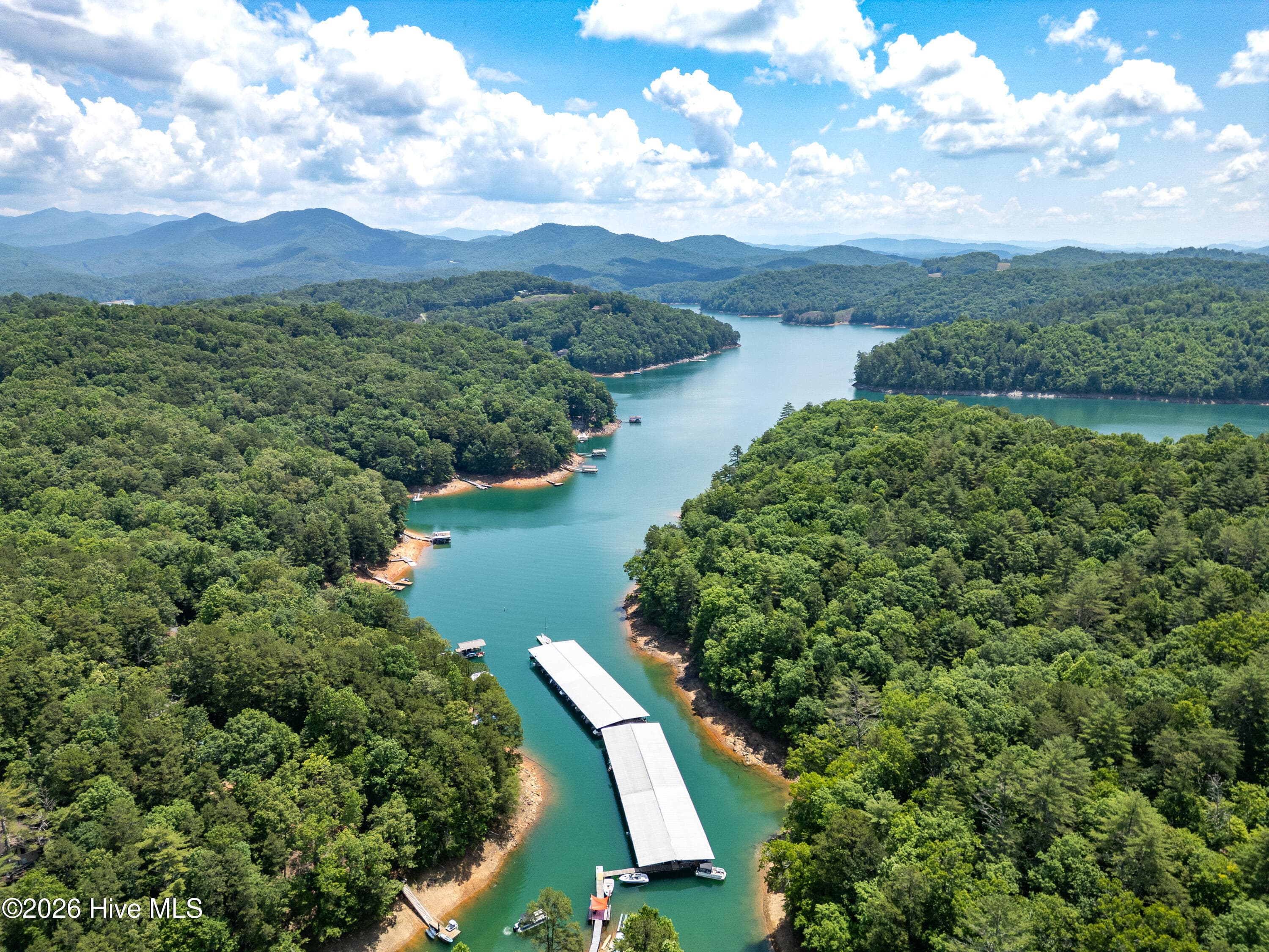 400 Harbor Cove Lane, Murphy, NC 28906
