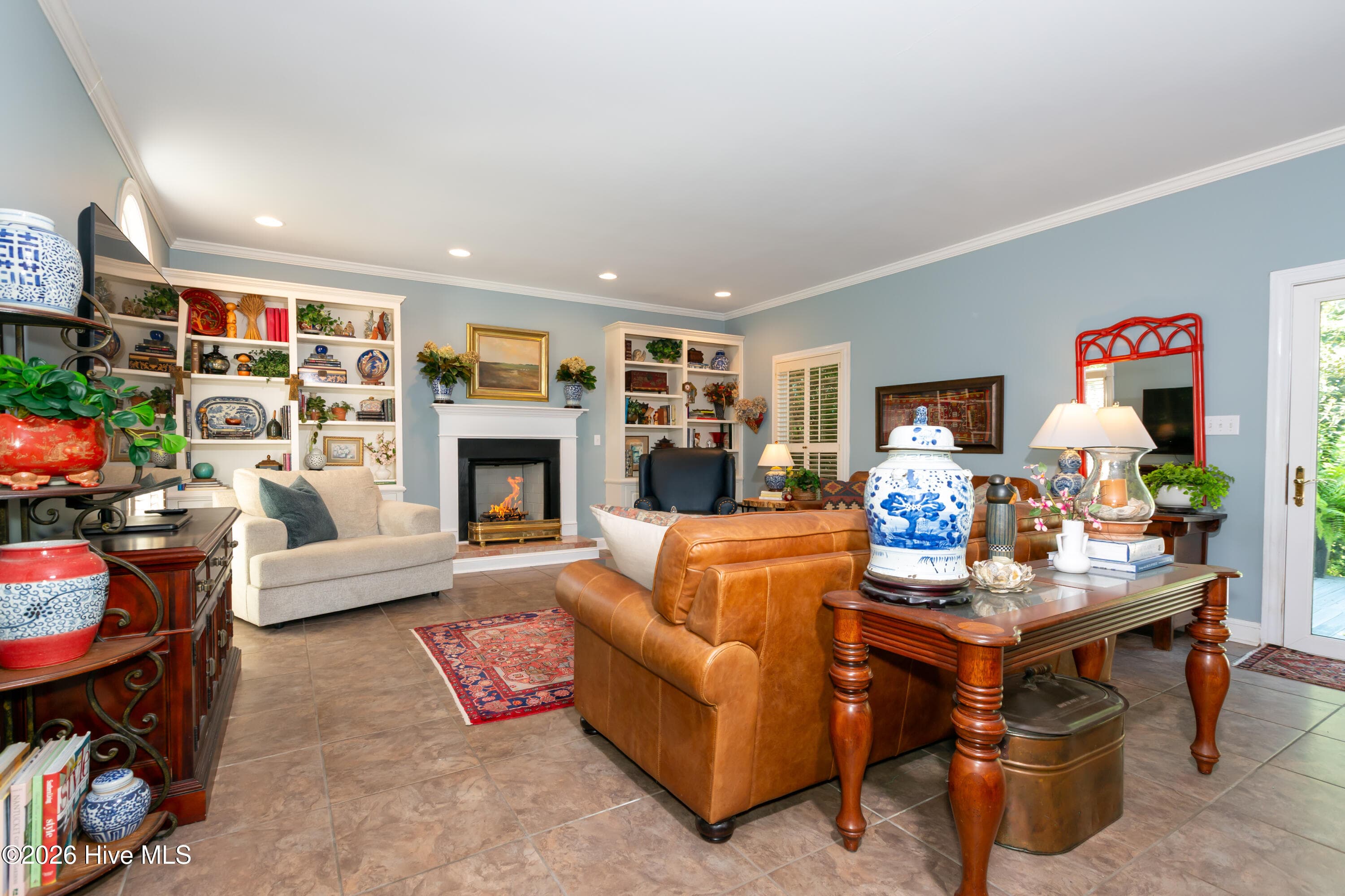 Enjoy the fireplace and built-ins - 2417 Oakview Drive, New Bern, NC 28562