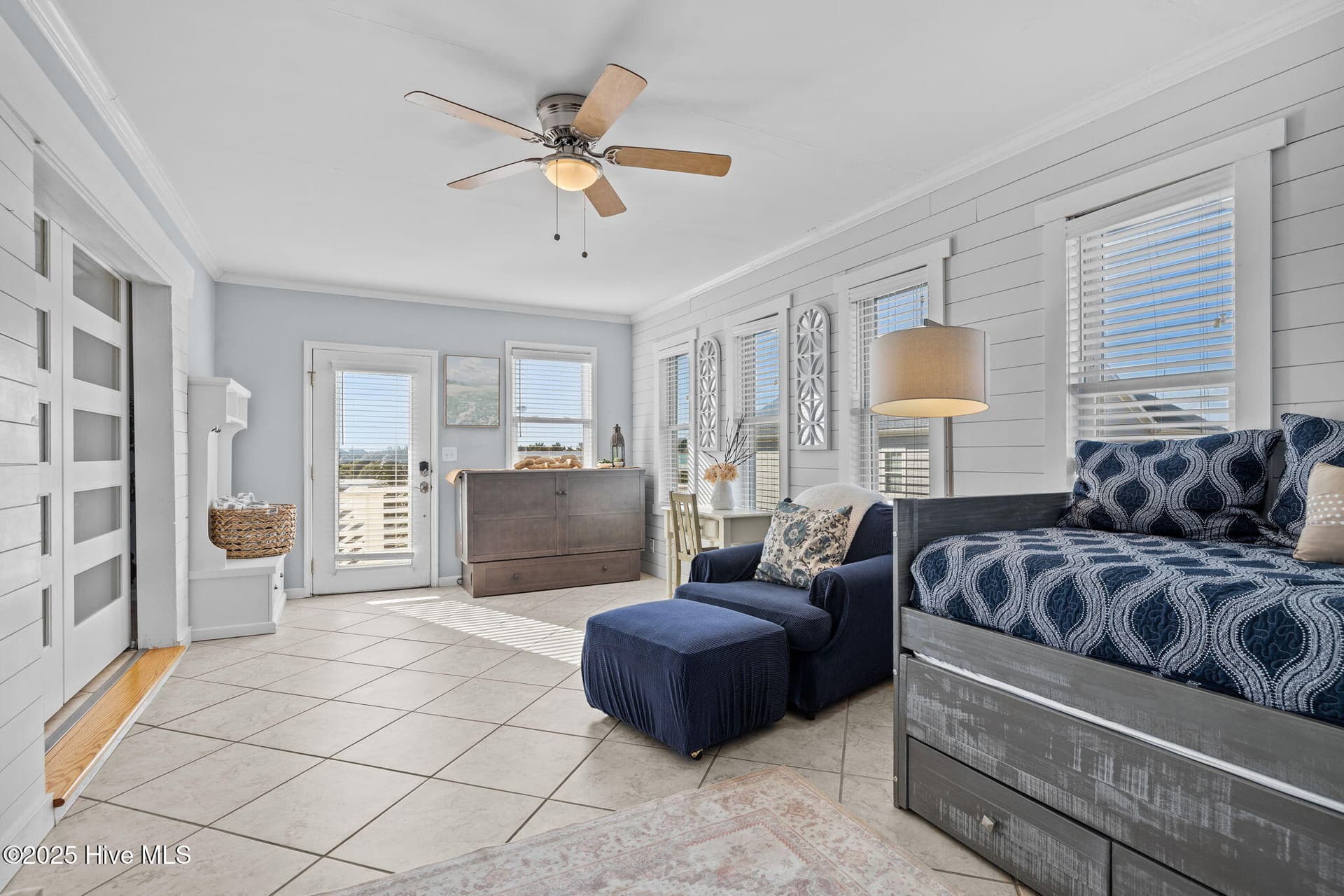 205 Barefoot Lane, Atlantic Beach, NC 28512