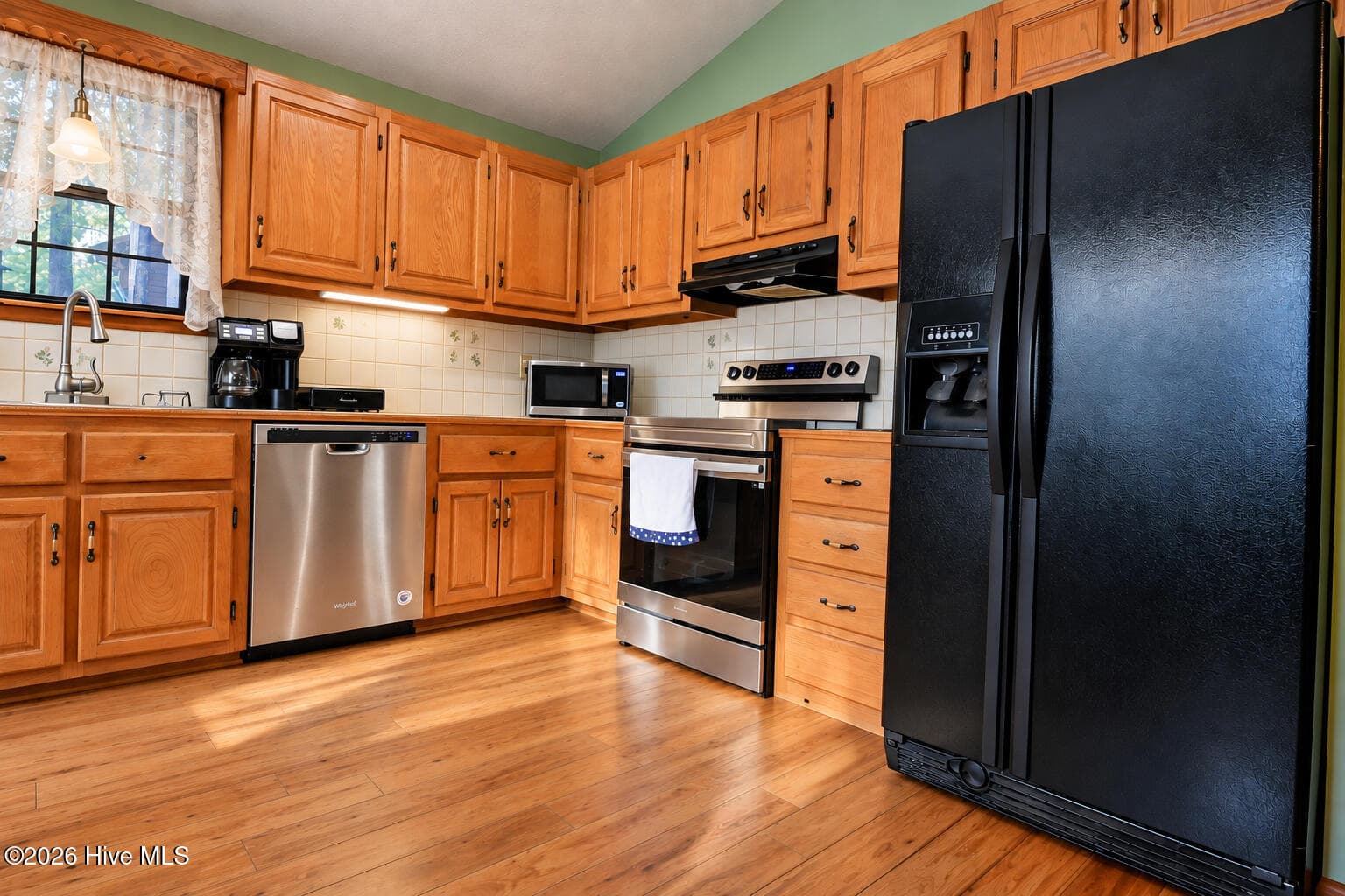Single Family Residence at 30 Sunray Circle, Murphy, NC 28906, photo 12 of 40