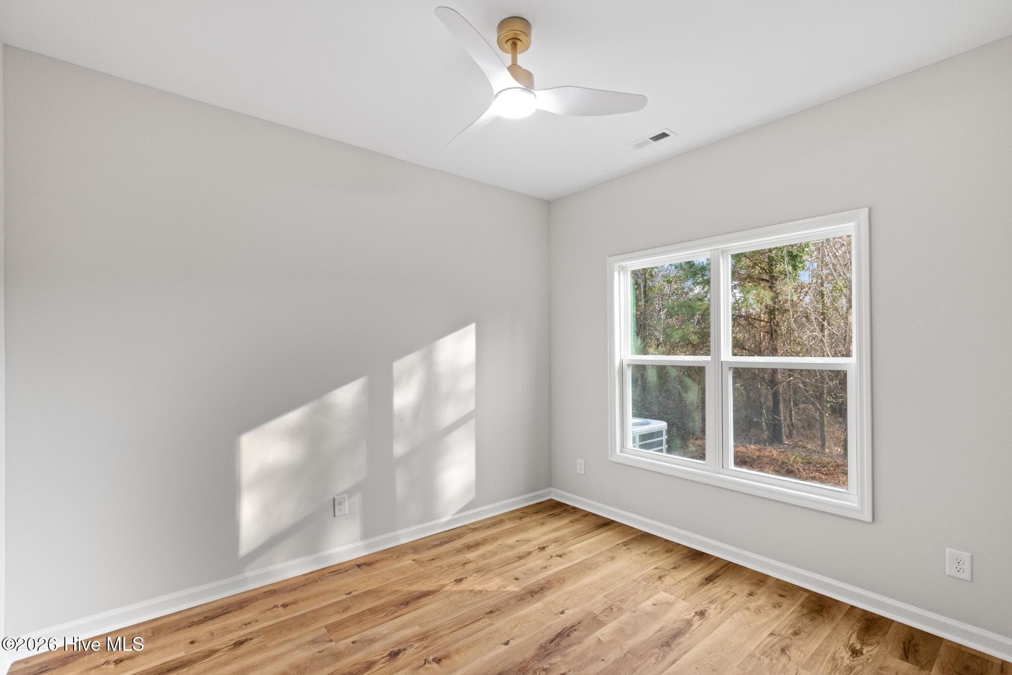 SIMILAR HOME - 402 Wade Drive, Richlands, NC 28574