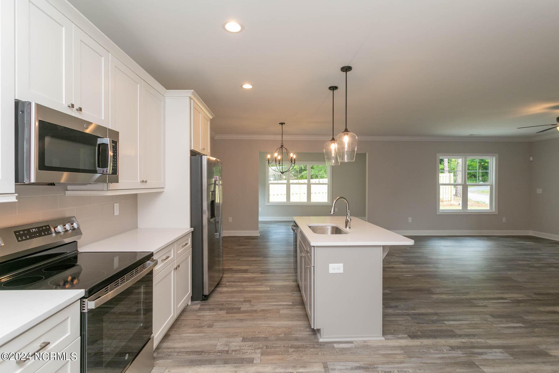 Single Family Residence at 525 N Sycamore Street, Aberdeen, NC 28315, photo 15 of 43