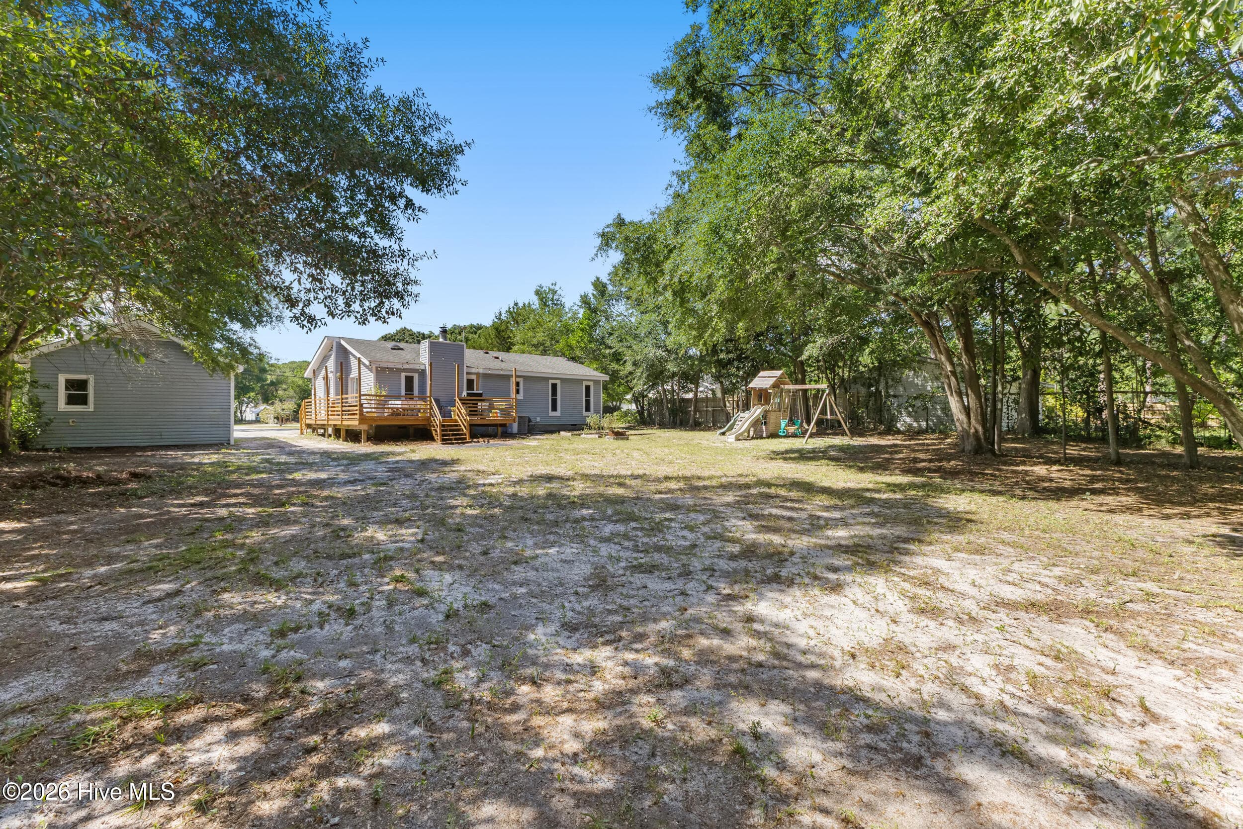Single Family Residence at 327 Green Meadows Drive, Wilmington, NC 28405, photo 33 of 33