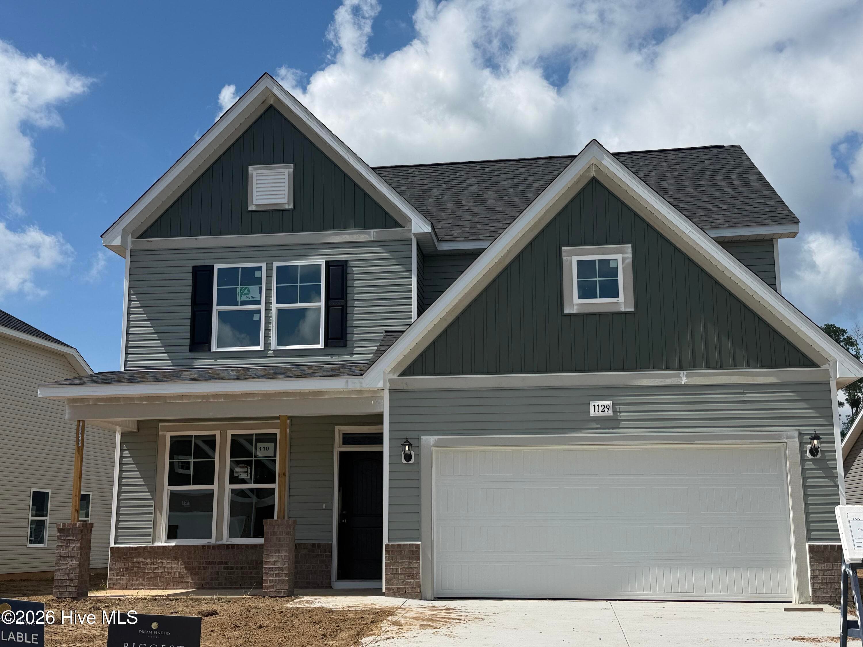 Single Family Residence at 1129 Forest Bend Drive NW, Calabash, NC 28467, photo 2 of 40