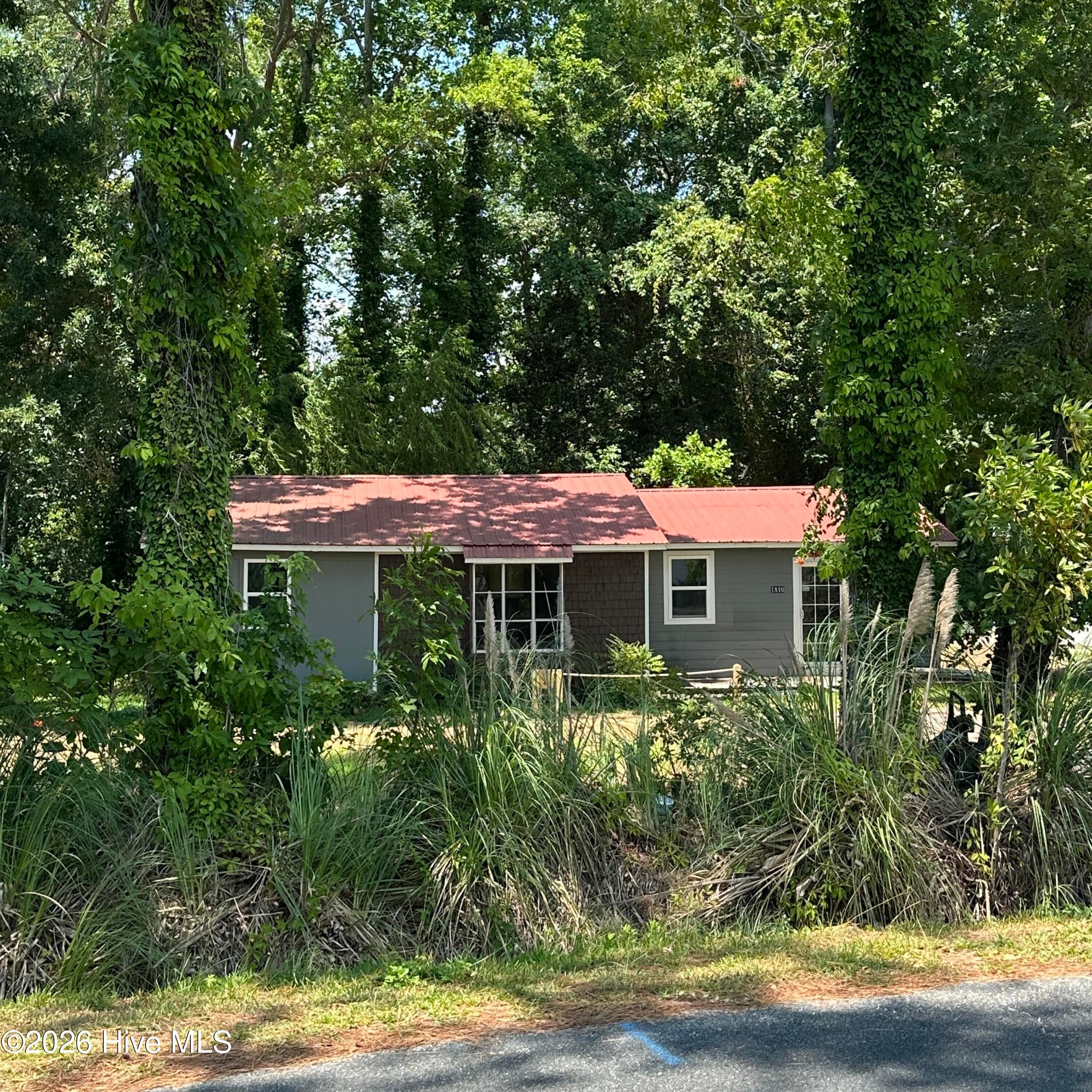 Single Family Residence at 1810 Ocean Haven Road SW, Ocean Isle Beach, NC 28469, Ocean Isle Beach, photo 2 of 16