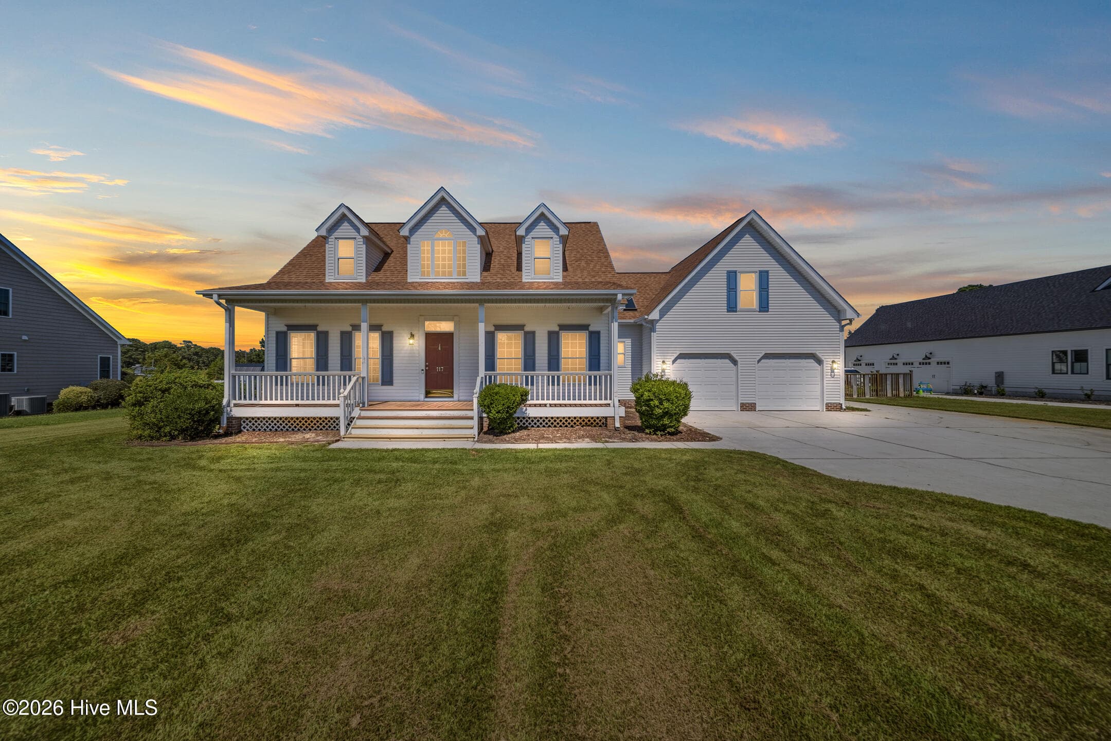 117 Middle Point Road, Hampstead, NC 28443