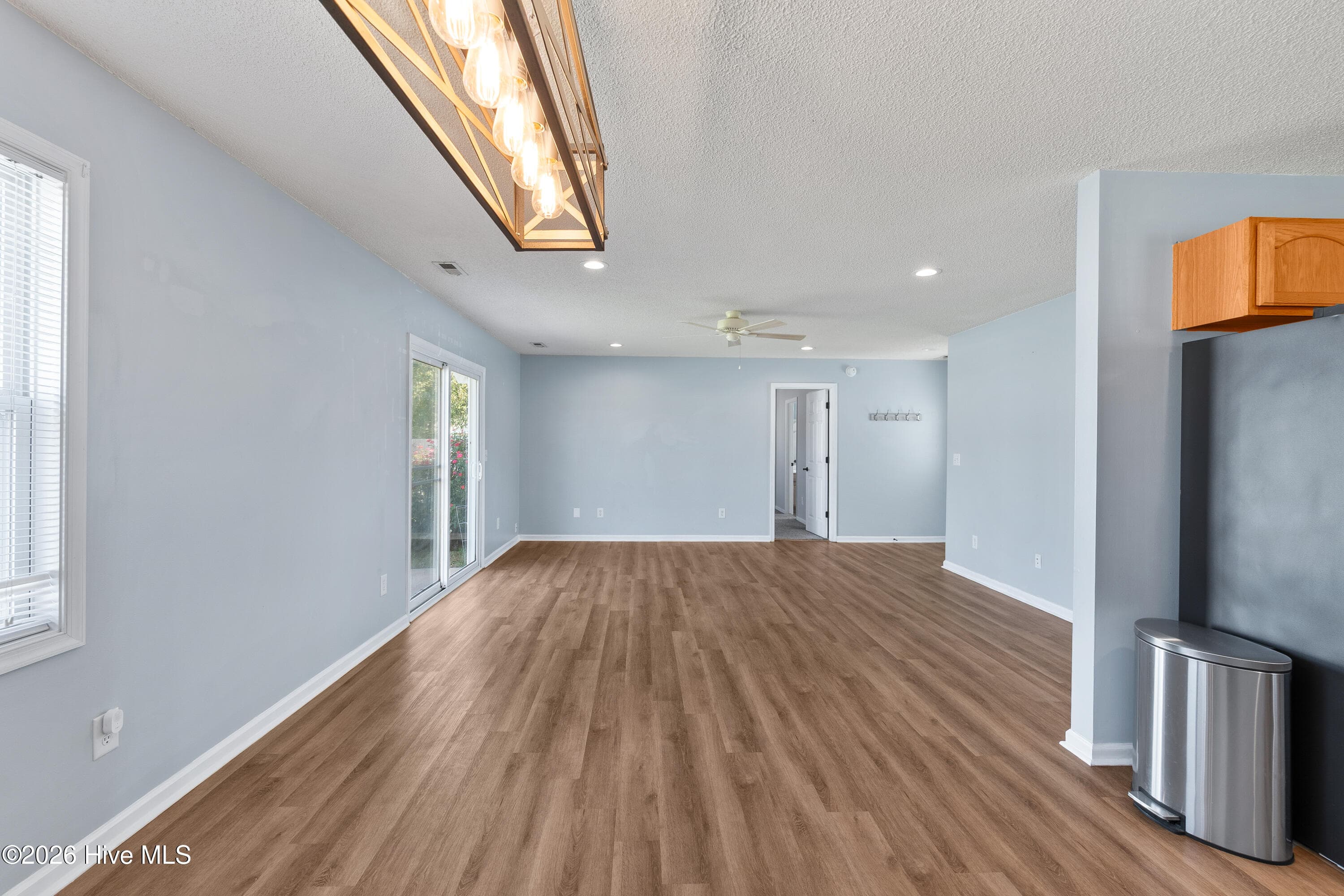 Single Family Residence at 105 Raintree Run, Elizabeth City, NC 27909, photo 11 of 48