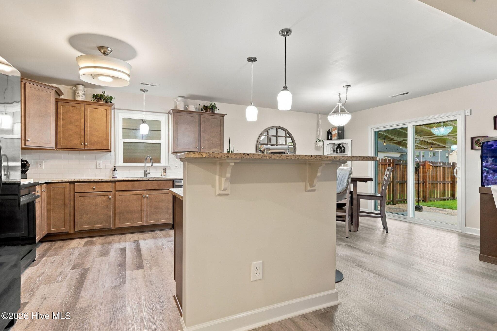 Single Family Residence at 822 Cooke Drive, Hubert, NC 28539, photo 12 of 68