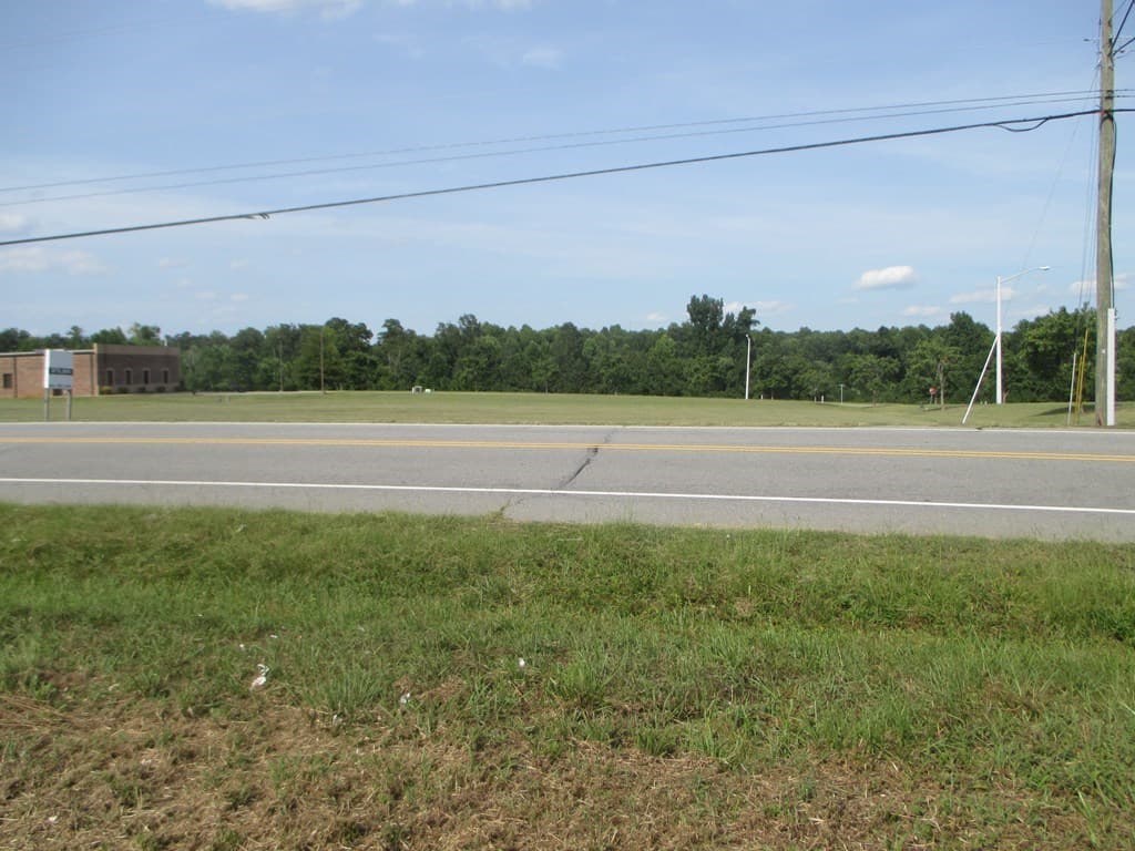 7 Highway 125, Roanoke Rapids NC 27870 photo 4