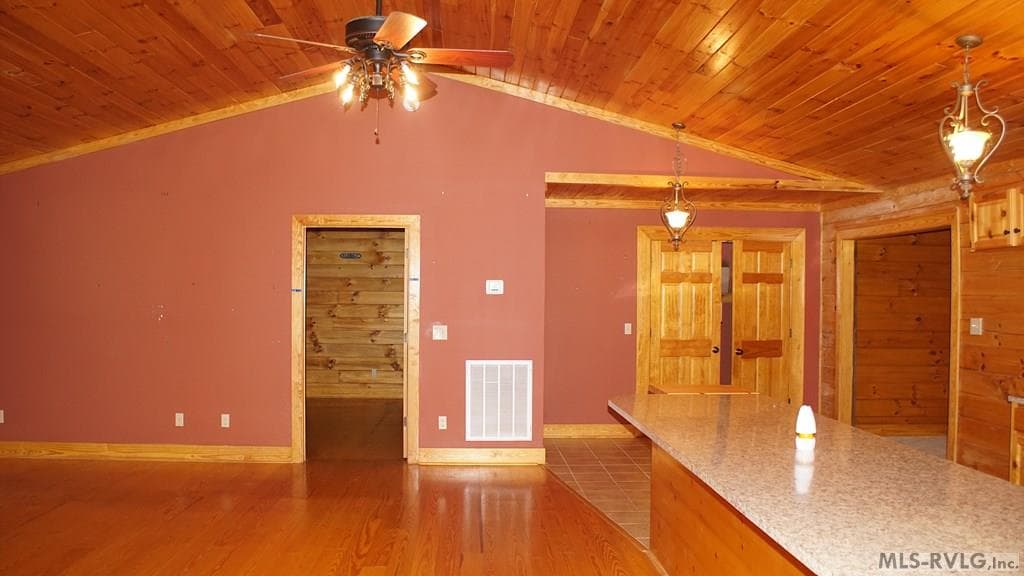 Bedroom/Family Room