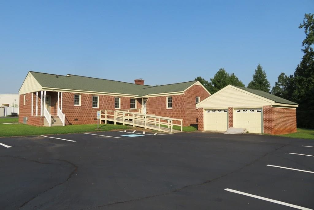 110 Office Park Dr, Roanoke Rapids NC 27870