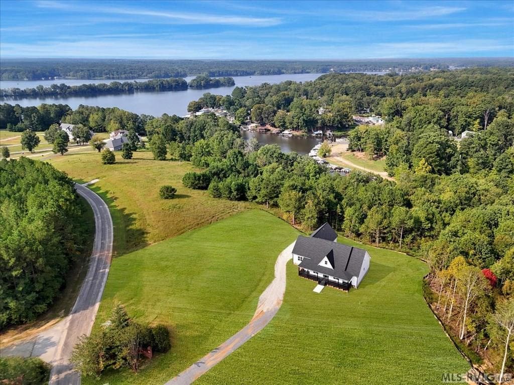 880 Starboard Drive, Bracey VA 23919 photo 14