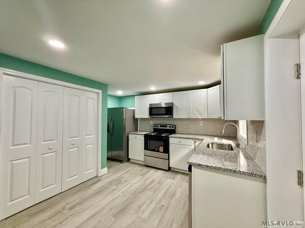 1914 Glover St, Roanoke Rapids NC 27870 photo 7