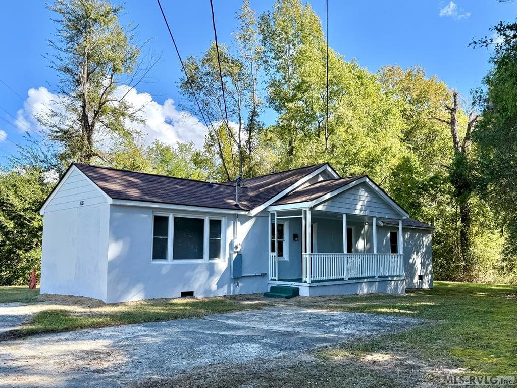 1914 Glover St, Roanoke Rapids NC 27870