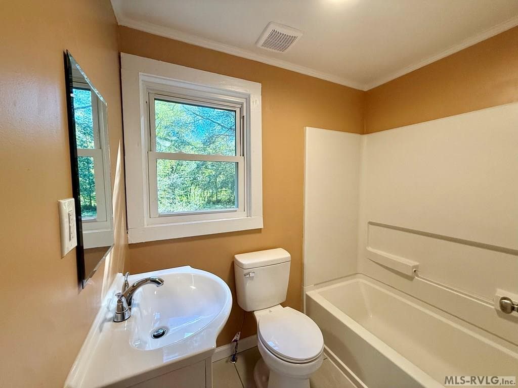 1914 Glover St, Roanoke Rapids NC 27870 photo 11