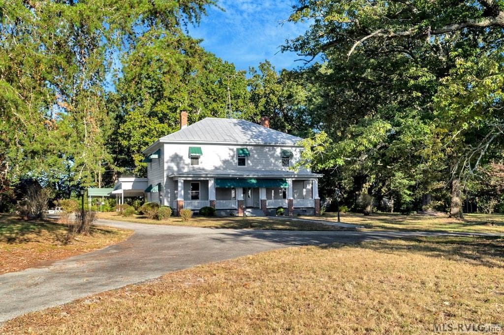 4198 Goodes Ferry Road, South Hill VA 23970 photo 2