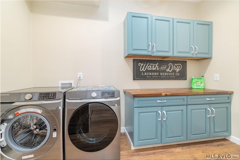 Basement laundry room