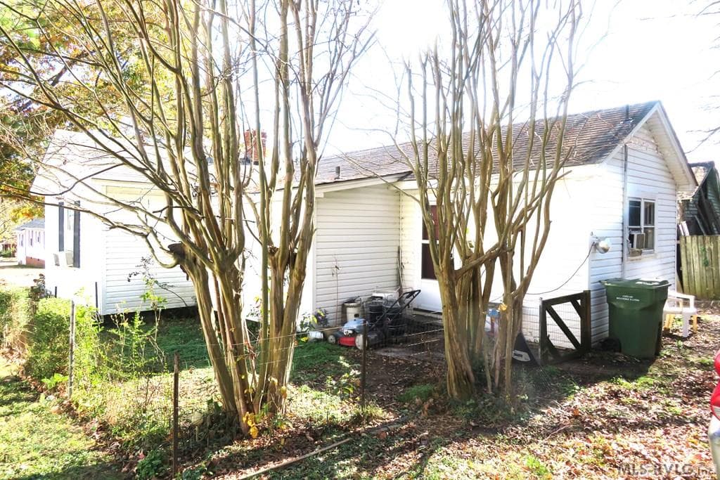 529 Whitaker, Roanoke Rapids NC 27870 photo 4