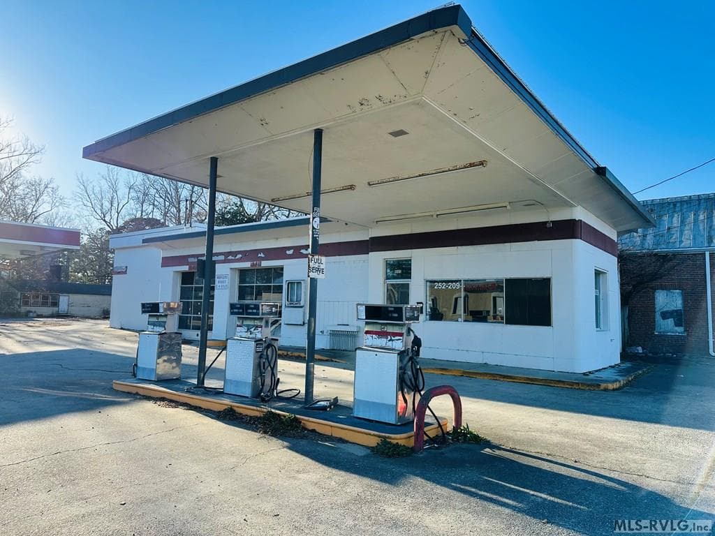 100 Academy St S, Ahoskie NC 27910 photo 7