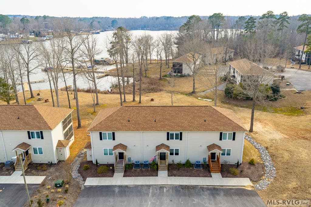 137-102 Gaston Pointe Dr, Littleton NC 27850