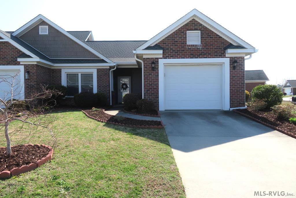 129 Savannah Circle, Roanoke Rapids NC 27870