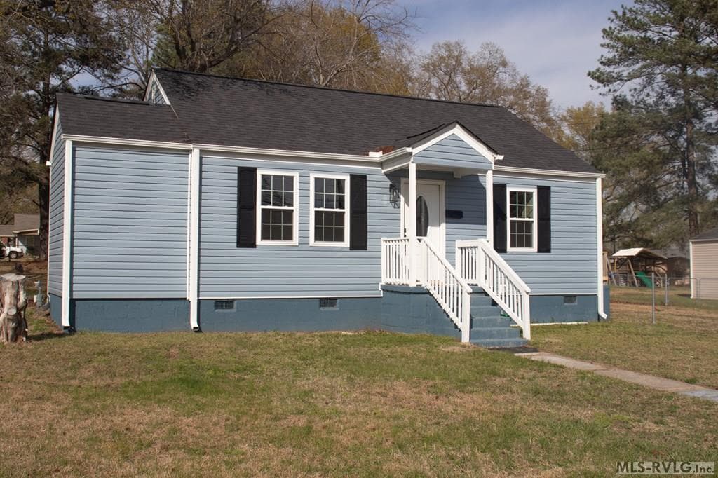 600 E 13th Street, Roanoke Rapids NC 27870 photo 3