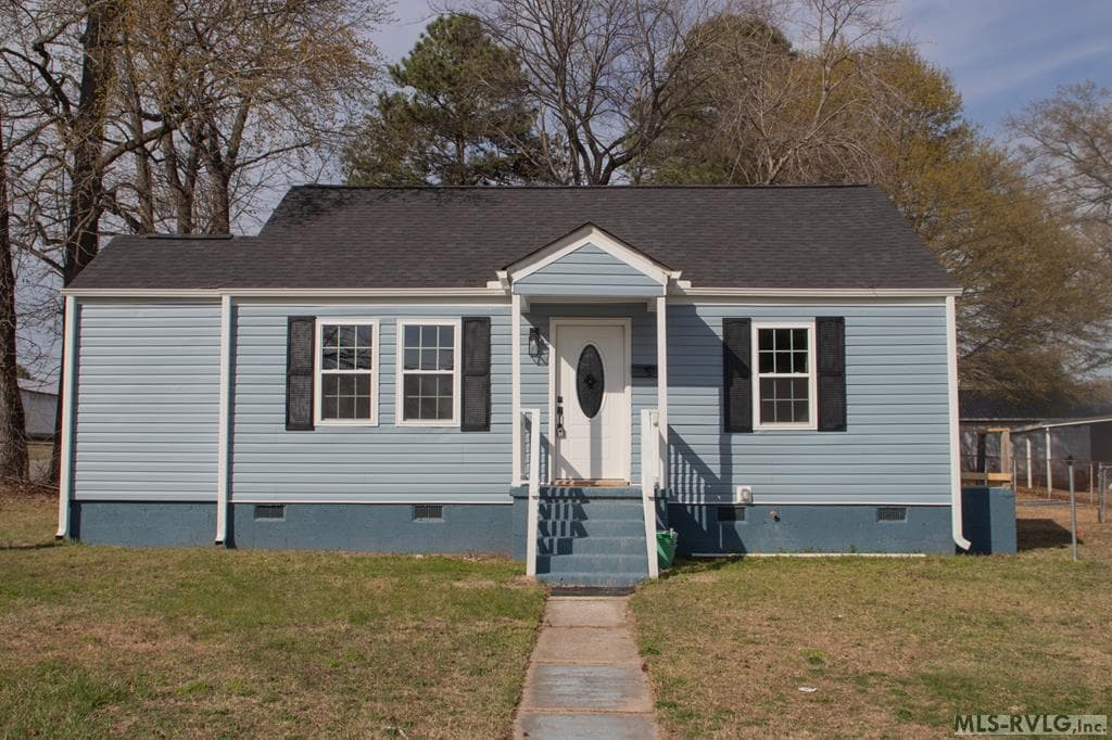 600 E 13th Street, Roanoke Rapids NC 27870