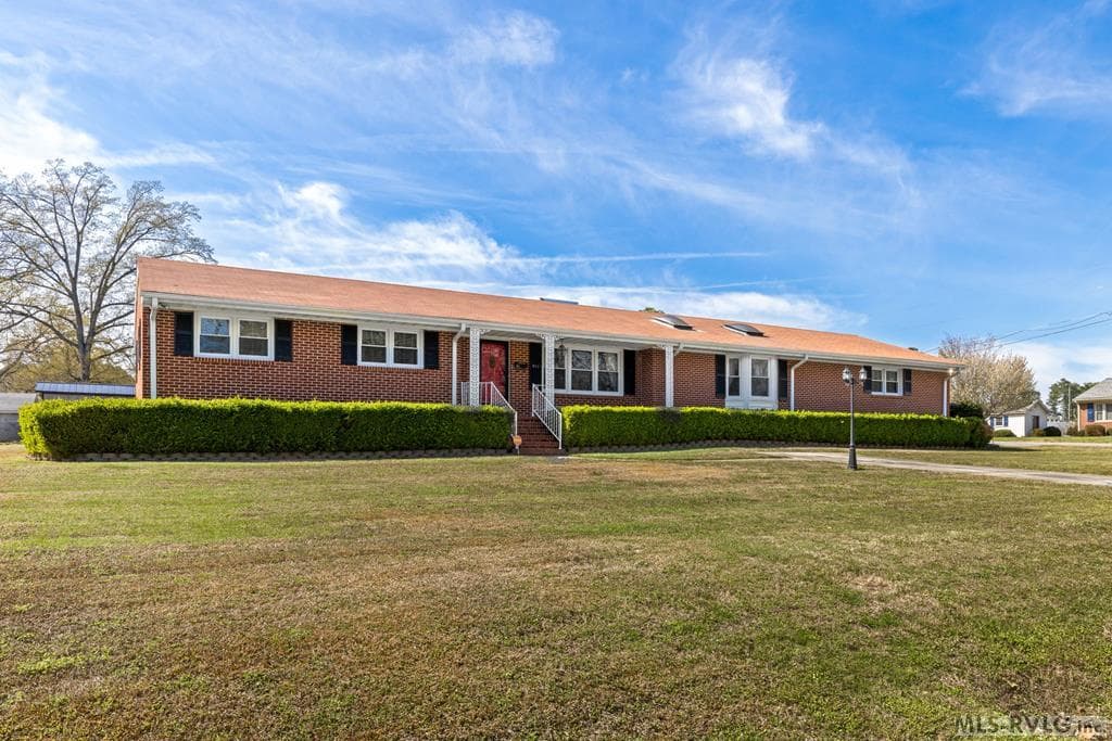 515 Oakwood Avenue, Roanoke Rapids NC 27870