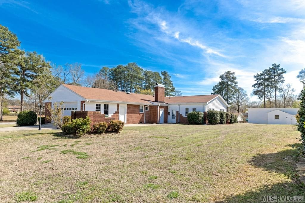 515 Oakwood Avenue, Roanoke Rapids NC 27870 photo 5