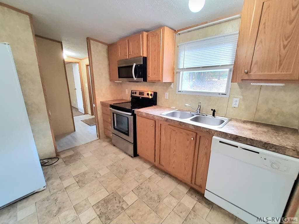 163 Chaco Trail, Bracey VA 23919 photo 7