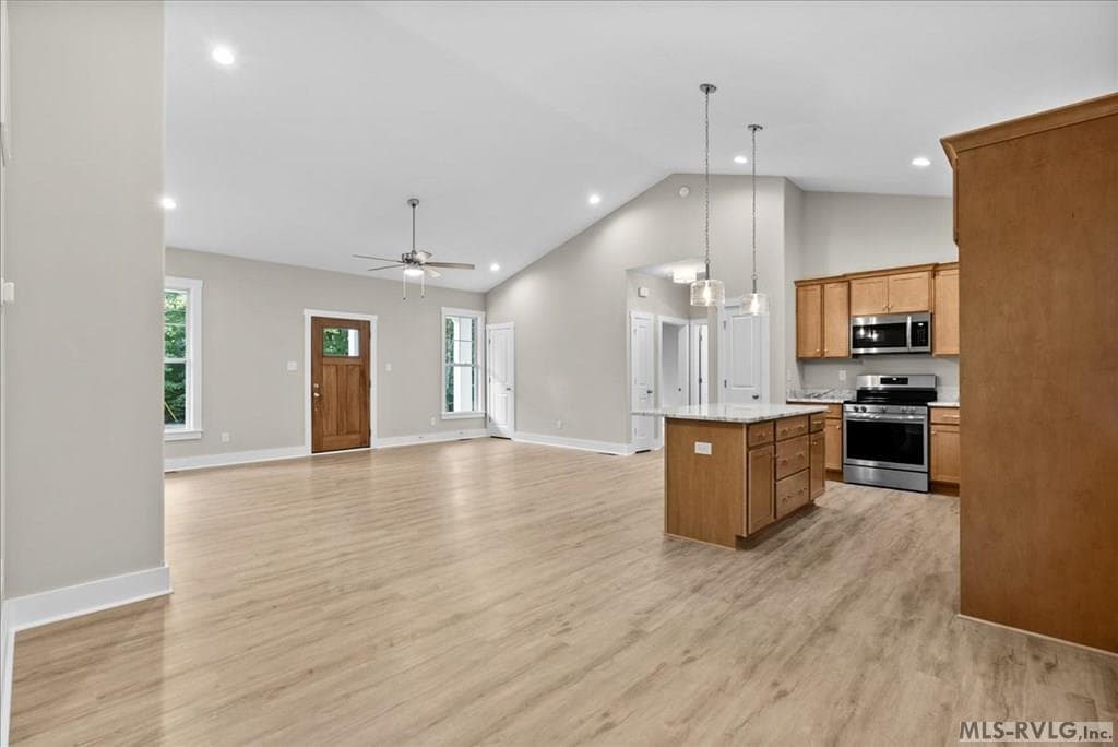 136 Hicks Drive, Bracey VA 23919 photo 17