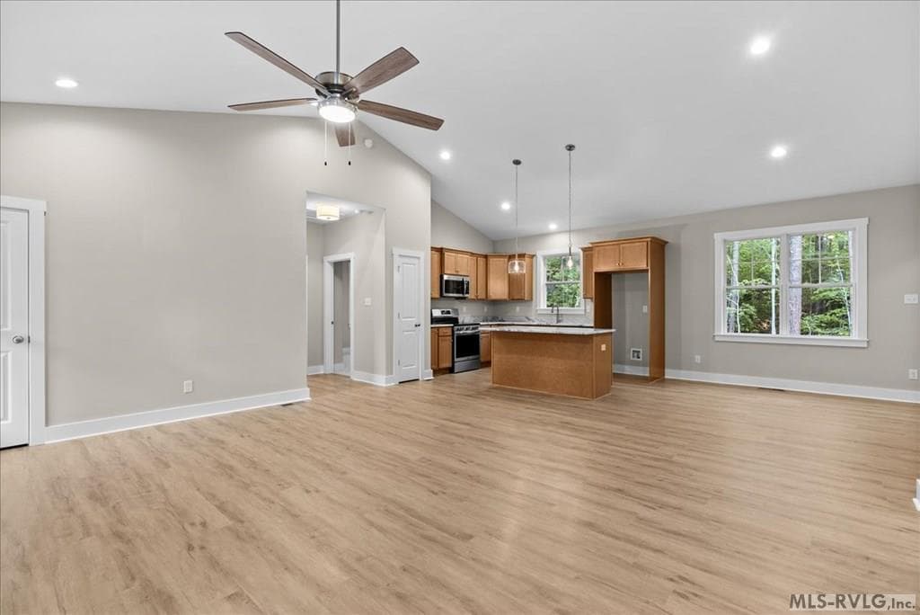 136 Hicks Drive, Bracey VA 23919 photo 10
