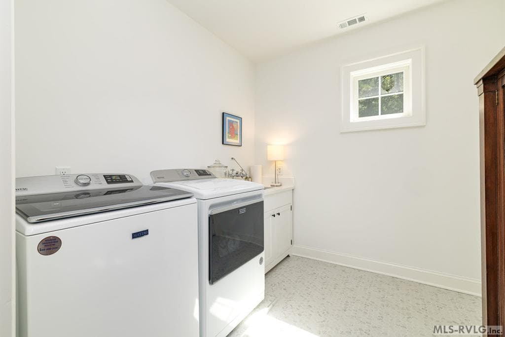 Washer & Dryer