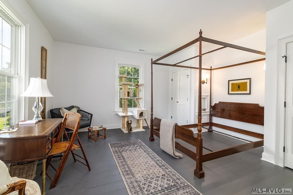 3rd Large Bedroom