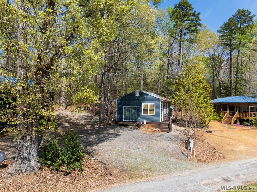 449 Gila Trail, Bracey VA 23919 photo 11