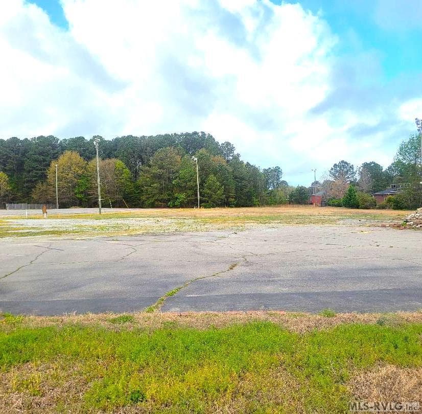 1611 East 10th Street, Roanoke Rapids NC 27870