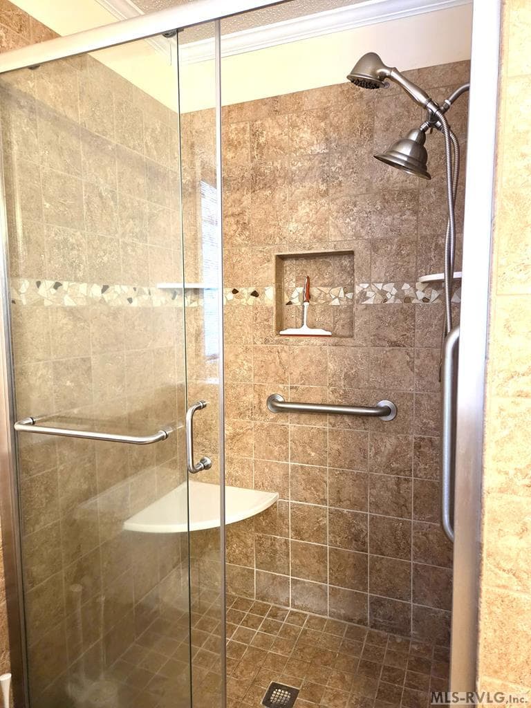 MASTER BATHROOM SHOWER