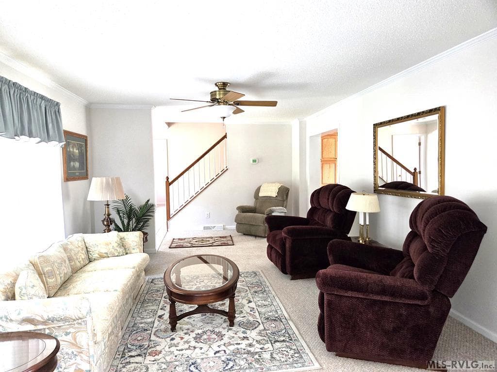 LIVING ROOM A
