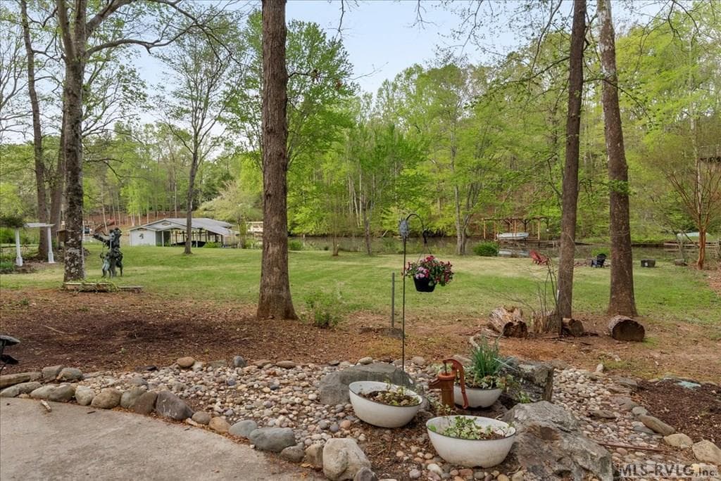 636 Beechwood, Bracey VA 23919 photo 54