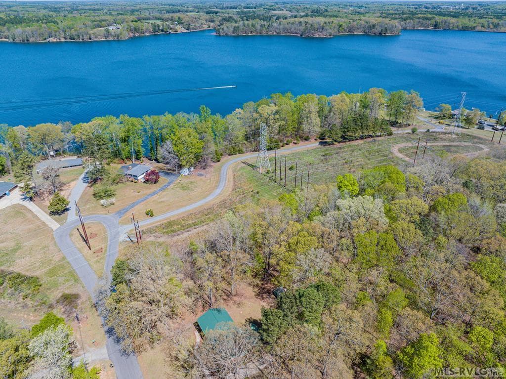 215 Lakeview Drive, Roanoke Rapids NC 27870 photo 52