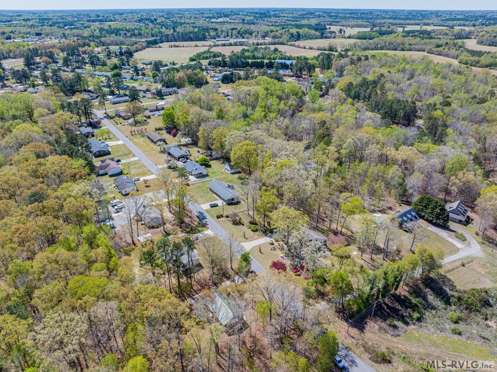 215 Lakeview Drive, Roanoke Rapids NC 27870 photo 59