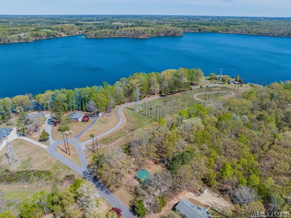 215 Lakeview Drive, Roanoke Rapids NC 27870 photo 54