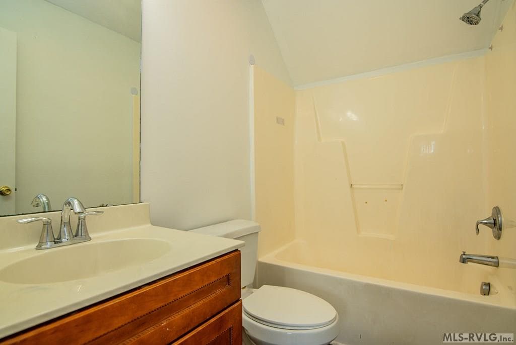 14 Canterbury Ct, Roanoke Rapids NC 27870 photo 18