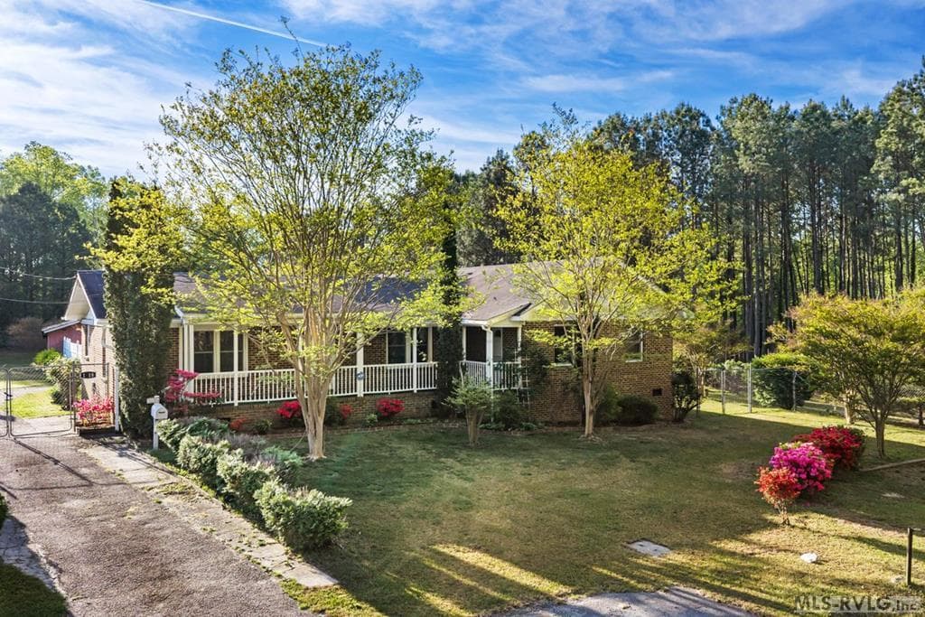 1118 Mapleton Street, Roanoke Rapids NC 27870