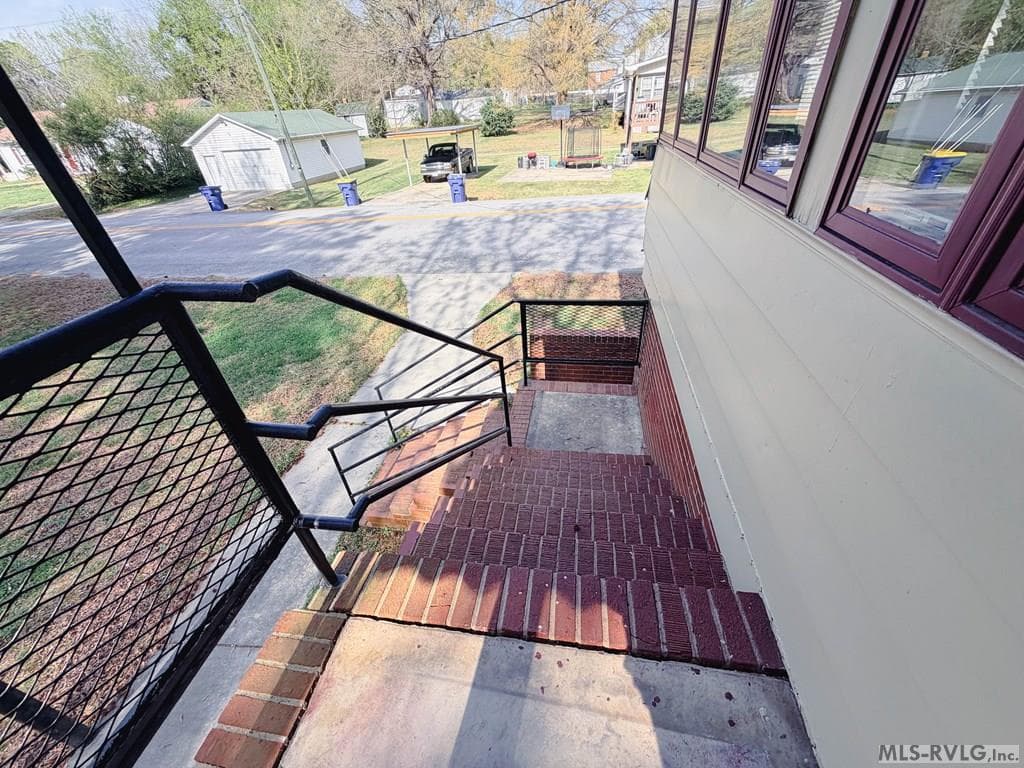 627 N Mecklenburg Ave, South Hill VA 23970 photo 28